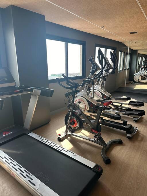 2701 Skylux - Centro - *